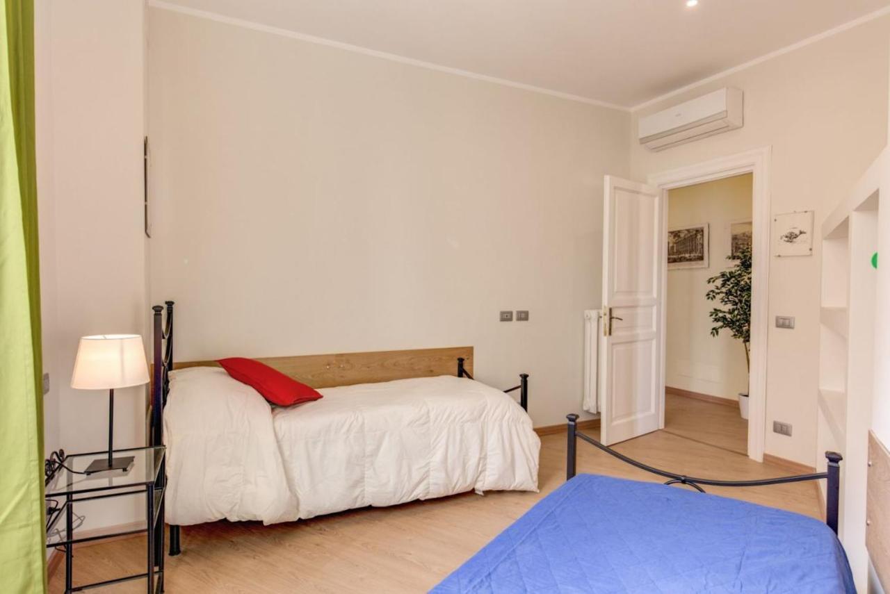 Lovely 4-Bedroom Apartment 30M Sangiovanni Metro 로마 외부 사진